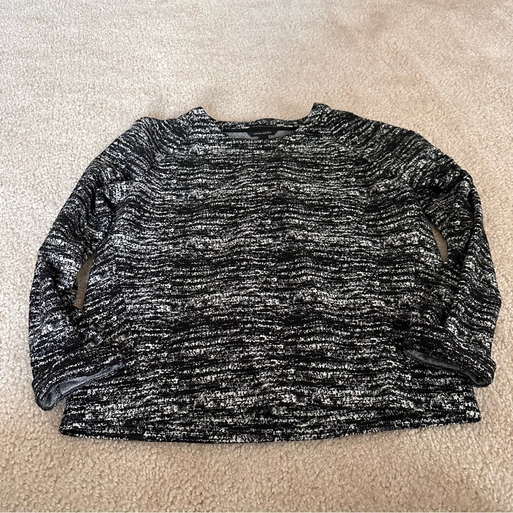 EUC Women’s Banana Republic Sweatshirt!